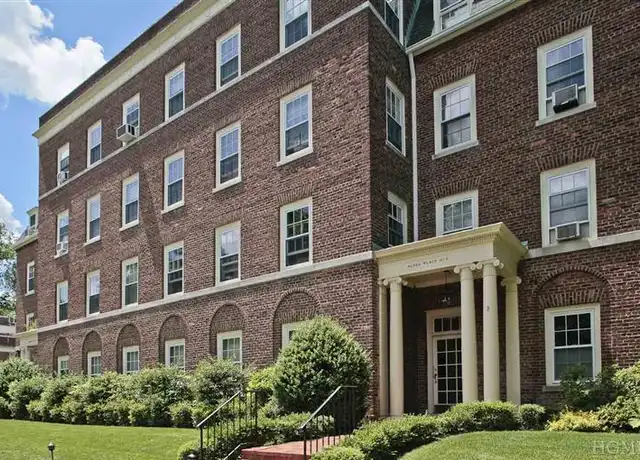 Property at 9 Alden Pl Unit 3C, Bronxville, NY, 10708, 2 beds, 1 bath, [object Object]