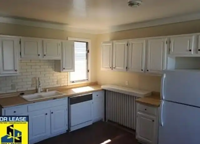 Property at 1010 N 9th St, Sheboygan, WI, 53081, 2 beds, 1 bath, [object Object]