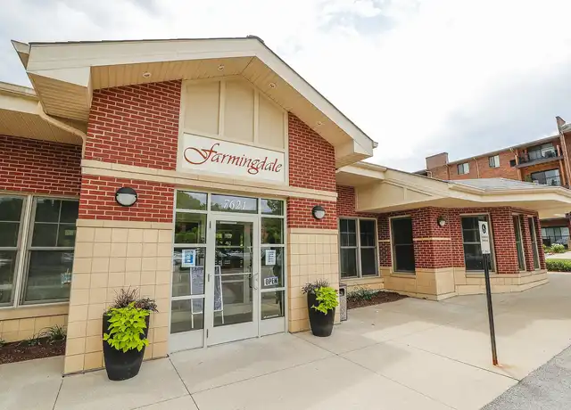 Property at Farmingdale Apartments - 7621 Sussex Creek Dr, Darien, IL, 60561, 2-3 beds, 2 baths, [object Object]