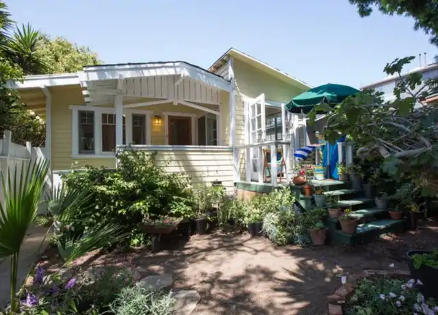 Property at 1109 Cabrillo Ave, Venice, CA, 90291, 2 beds, 1 bath, [object Object]