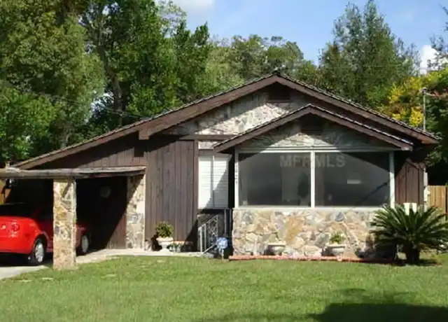 Property at 1423 W Humphrey St, Tampa, FL, 33604, 2 beds, 2 baths, [object Object]