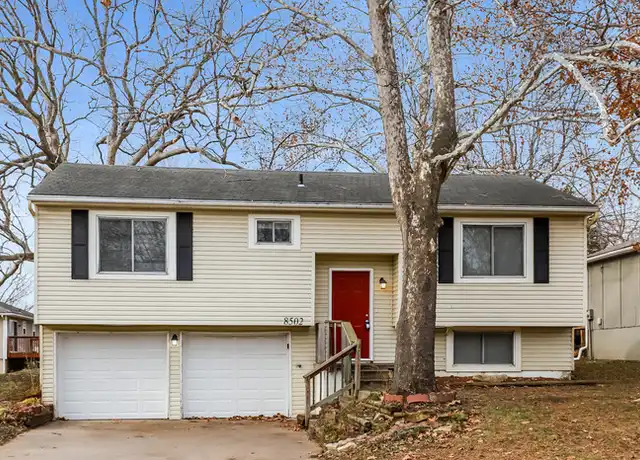 Property at 8502 Pershing Rd, Raytown, MO, 64138, 3 beds, 1 bath, [object Object]