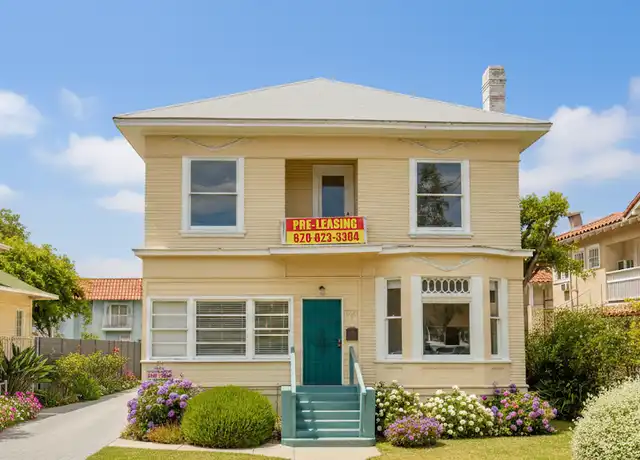 Property at 1215 W 30th St Unit 4, Los Angeles, CA, 90007, 1 bed, 1 bath, [object Object]