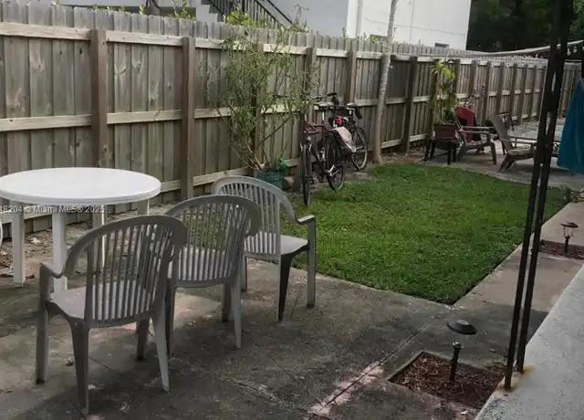 Property at 1021 NE 17th Ave Unit 2, Fort Lauderdale, FL, 33304, 1 bed, 1 bath, [object Object]
