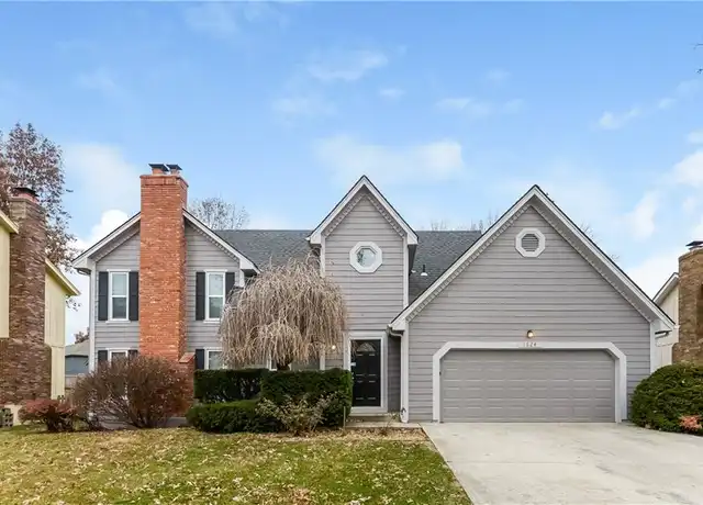 Property at 1624 NE Debonair Dr, Lees Summit, MO, 64086, 3 beds, 1.5 baths, [object Object]