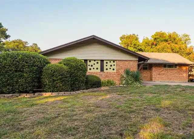 Property at 4422 Dalny St, Dallas, TX, 75214, 3 beds, 2 baths, [object Object]