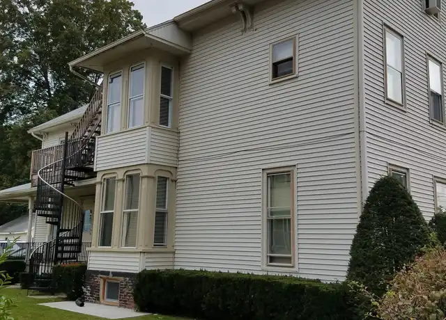 Property at 44 Jefferson St Unit 2, Westfield, MA, 01085, 1 bed, 1 bath, [object Object]