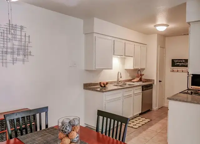 Photo of 1200 Scott Ave, Clovis, CA 93612