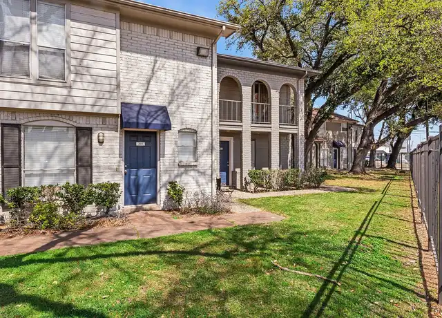 Property at The Ellis Apartments - 5900 Bissonnet St, Houston, TX, 77081, 2 beds, 1-2 bath, [object Object]