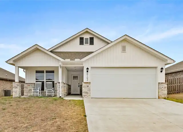Property at 6102 NW Hoover St, Bentonville, AR, 72713, 3 beds, 2 baths, [object Object]