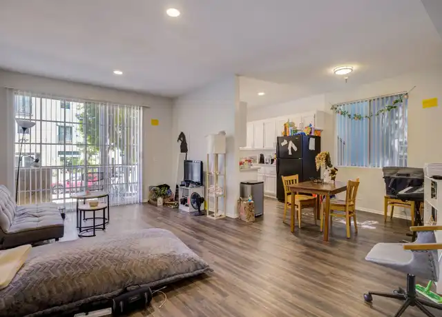 Property at 685 Kelton Ave Unit 01, Los Angeles, CA, 90024, 2 beds, 2 baths, [object Object]