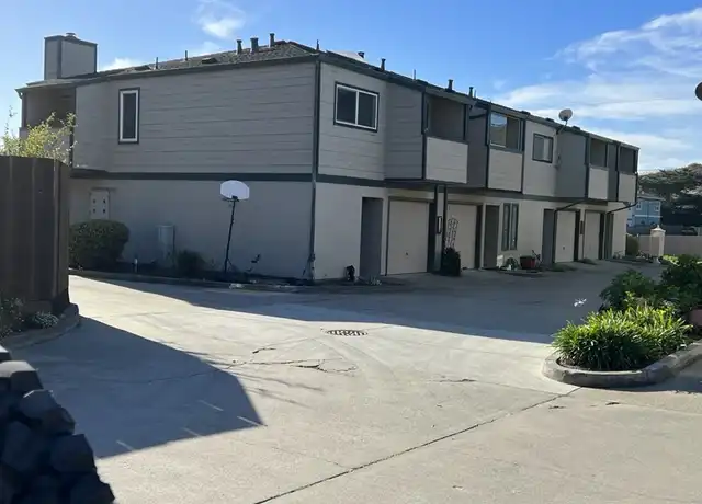 Property at 189 San Pablo Ct #11, Marina, CA, 93933, 3 beds, 1.5 baths, [object Object]