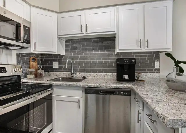 Photo of 3235 Soft Water Lake Dr NE, Grand Rapids, MI 49525