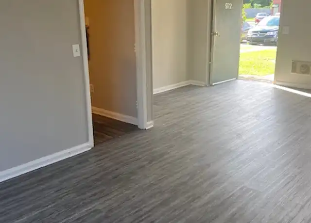 Property at 952 Houck St, Sumter, SC, 29150, 3 beds, 1 bath, [object Object]