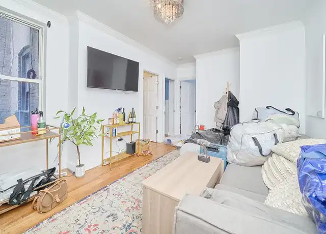 Property at 241 E 18th St Unit 4, New York, NY, 10003, 3 beds, 1 bath, [object Object]
