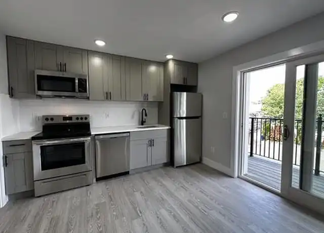 Property at 107 N Main St Unit 3a, Norwalk, CT, 06854, 1 bed, 1 bath, [object Object]