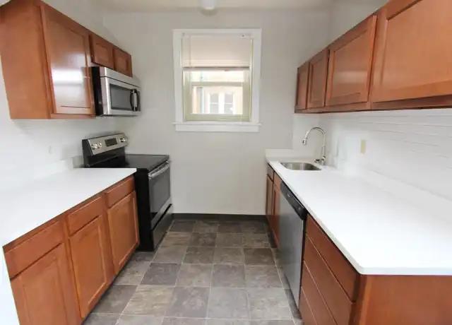 Property at 5610 Hobart St Unit 6, Pittsburgh, PA, 15217, 1 bed, 1 bath, [object Object]