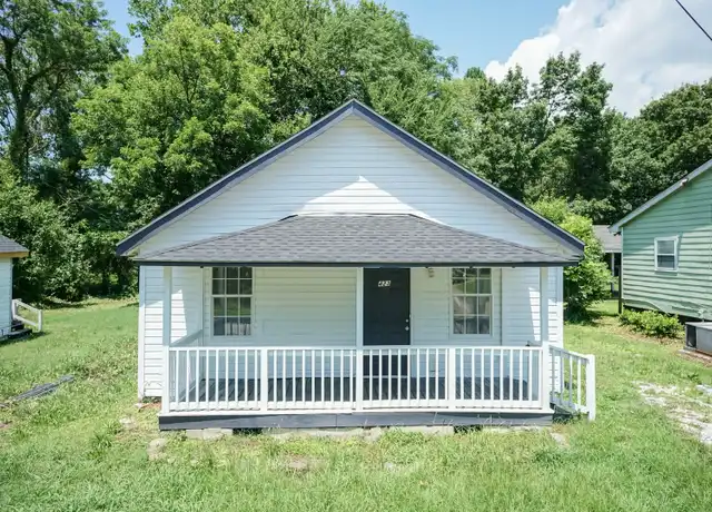 Property at 423 E Rockspring St, Henderson, NC, 27536, 3 beds, 1 bath, [object Object]
