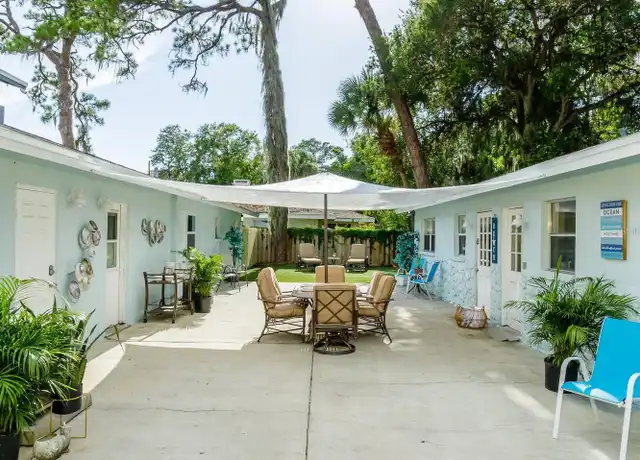 Property at 1297 13th St, Sarasota, FL, 34236, 2 beds, 1 bath, [object Object]