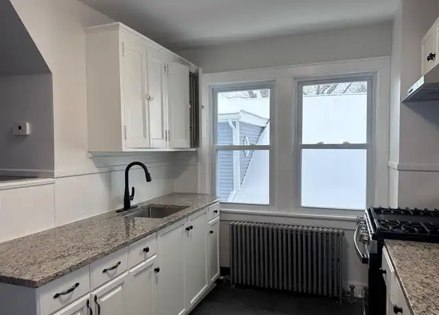 Property at 39 Adams St #2, Poughkeepsie, NY, 12601, 3 beds, 1 bath, [object Object]