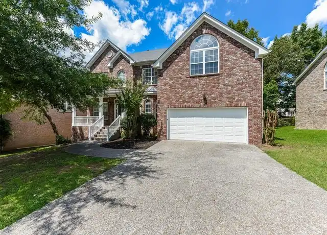 Property at 118 Herons Nest Ln, Hendersonville, TN, 37075, 6 beds, 3 baths, [object Object]