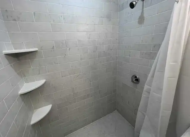Property at 375 Oxford St, Somerville, MA, 02143, 2 beds, 1 bath, [object Object]