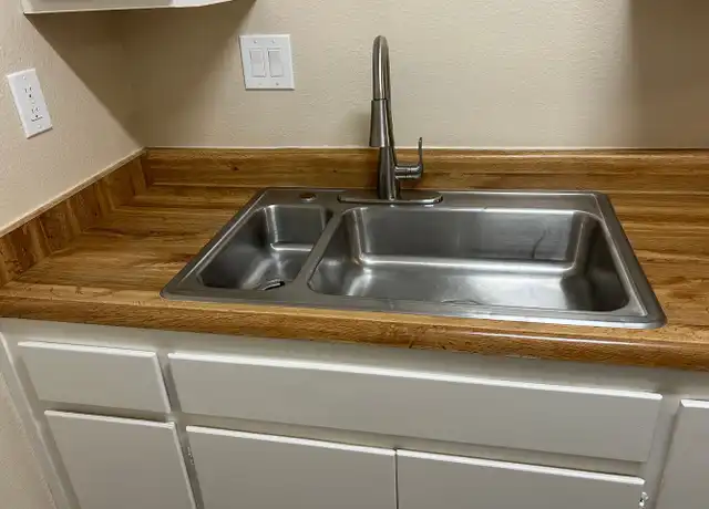 Property at 1053 Dutton Ave Unit 32, Santa Rosa, CA, 95407, 1 bed, 1 bath, [object Object]