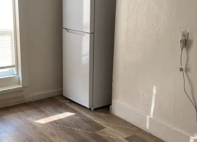 Property at 519 9th St Unit 519, Greeley, CO, 80631, 1 bed, 1 bath, [object Object]