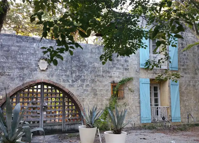 Property at 2728 Calusa St Unit A, Miami, FL, 33133, 1 bed, 1 bath, [object Object]