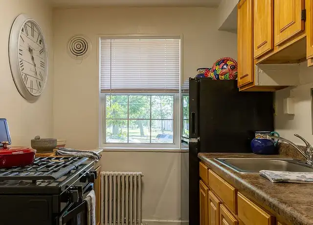 Photo of 6024 Vista Dr, Bailey's Crossroads, VA 22041
