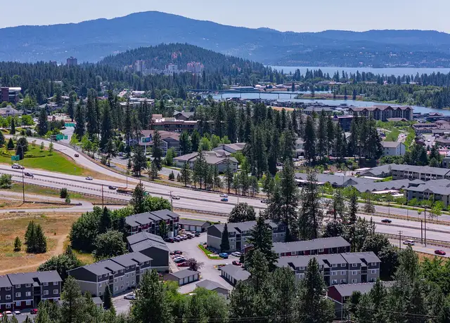 Photo of 1905 W Appleway Ave, Coeur D Alene, ID 83814