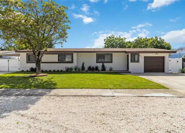 Property at 913 SW 49th Ave, Plantation, FL, 33317, 3 beds, 2 baths, [object Object]