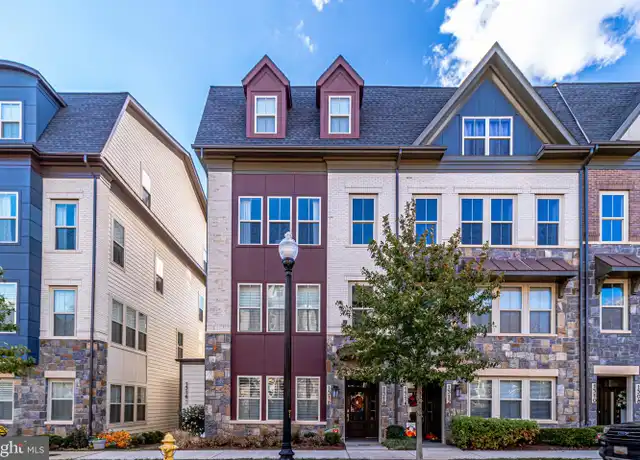 Property at 1318 S Quinn St, Arlington, VA, 22204, 3 beds, 2.5 baths, [object Object]