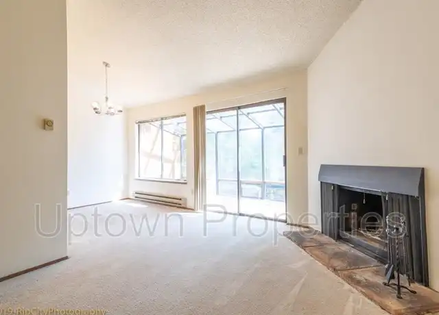 Property at 254 Cervantes Cir, Lake Oswego, OR, 97035, 2 beds, 2 baths, [object Object]