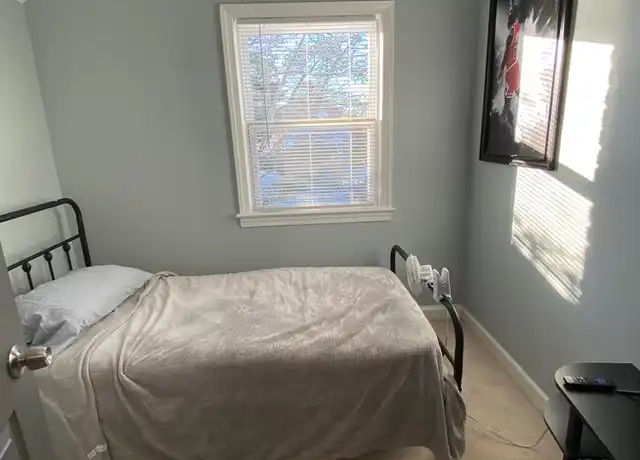 Property at 2007 Chillum Rd #2, Hyattsville, MD, 20782, 1 bed, 1 bath, [object Object]