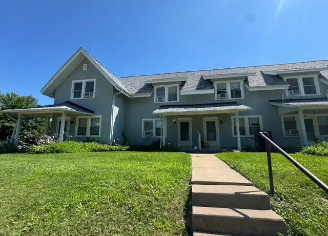 Property at 412 15th Ave, Moline, IL, 61265, 2 beds, 1 bath, [object Object]
