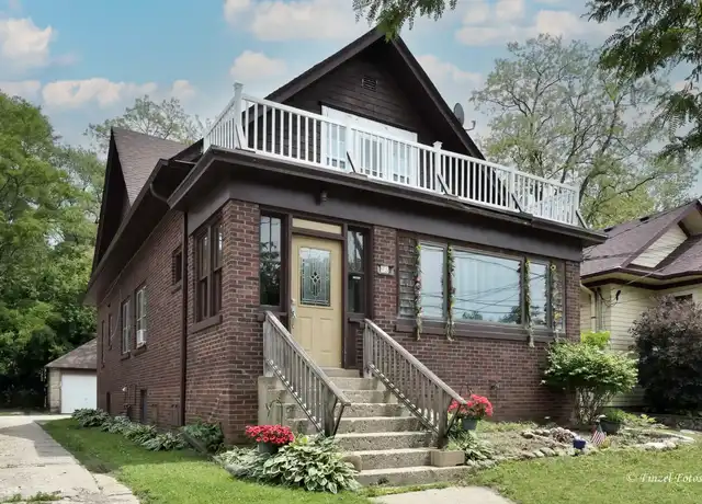 Property at 93 Elmhurst St #2, Crystal Lake, IL, 60014, 2 beds, 1.5 baths, [object Object]