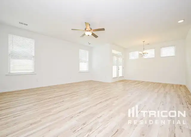 Property at 304 Fairmont Ave, McDonough, GA, 30252, 4 beds, 3 baths, [object Object]