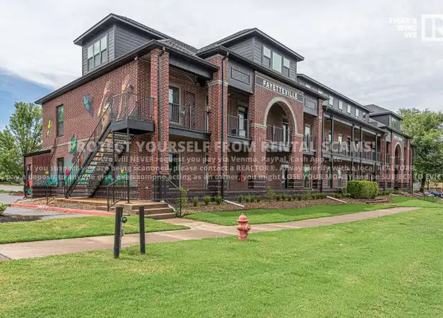 Property at 1115 N Leverett Ave, Fayetteville, AR, 72703, 2 beds, 2 baths, [object Object]