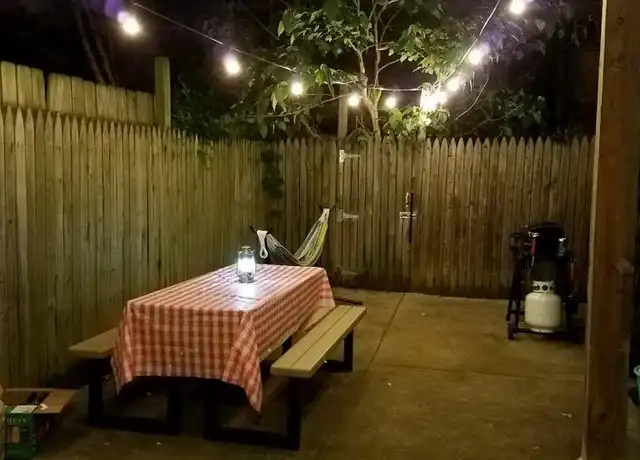 Property at 758 S 15th St Unit 1, Philadelphia, PA, 19146, 1 bed, 1 bath, [object Object]