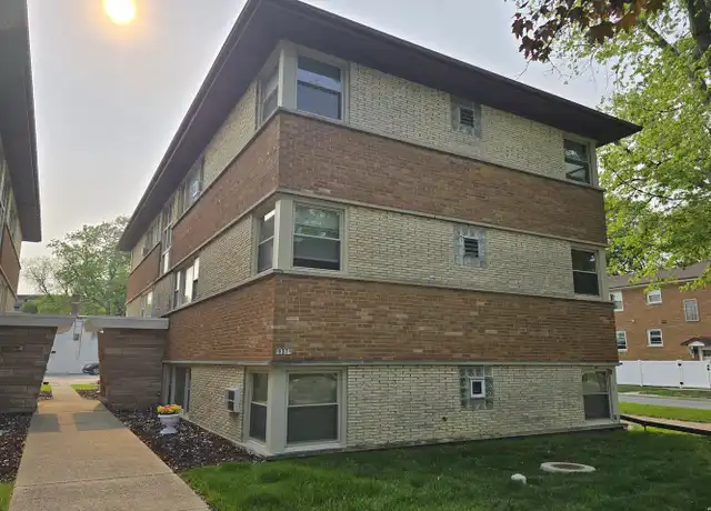 Property at 837 Lathrop Ave Unit GW, Forest Park, IL, 60130, 1 bed, 1 bath, [object Object]