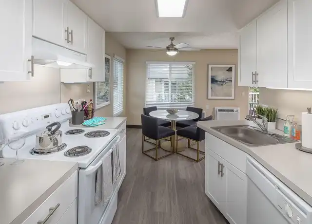 Property at Summerfield - 11175 SW Meadowbrook Dr, Tigard, OR, 97224, 1 bed, 1 bath, [object Object]
