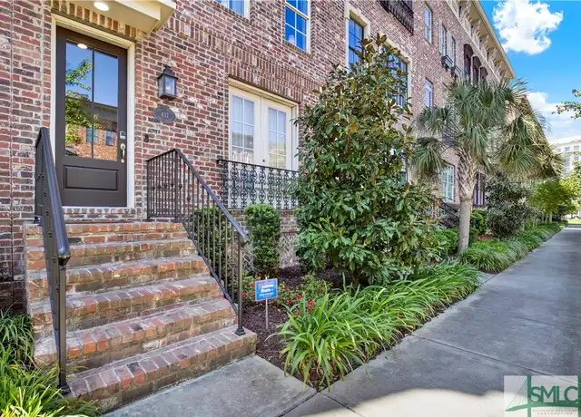Property at 437 Port St, Savannah, GA, 31401, 2 beds, 2.5 baths, [object Object]