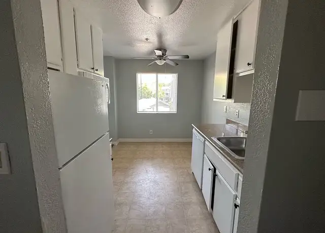 Photo of 29536 Dixon St, Hayward, CA 94544