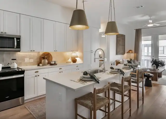Property at 5345 N Interstate Highway 35, Austin, TX, 78723, 2 beds, 2 baths, [object Object]