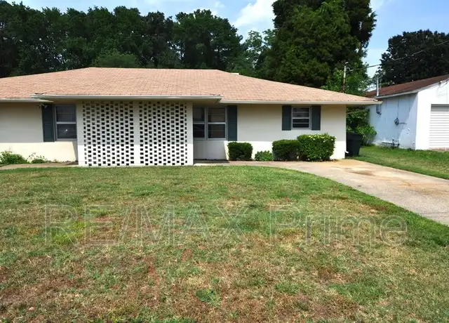 Property at 2 McDonald Rd Unit A, Hampton, VA, 23669, 2 beds, 1 bath, [object Object]