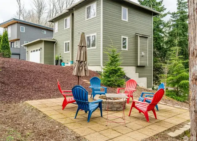 Property at 514 Fielding Ct, Bellingham, WA, 98229, 5 beds, 3.5 baths, [object Object]