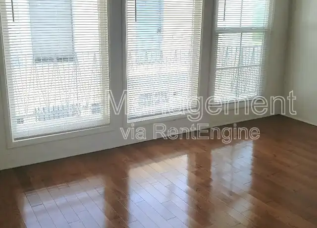 Property at 1909 Beachwood Dr Unit 18, Los Angeles, CA, 90068, 1 bed, 1 bath, [object Object]
