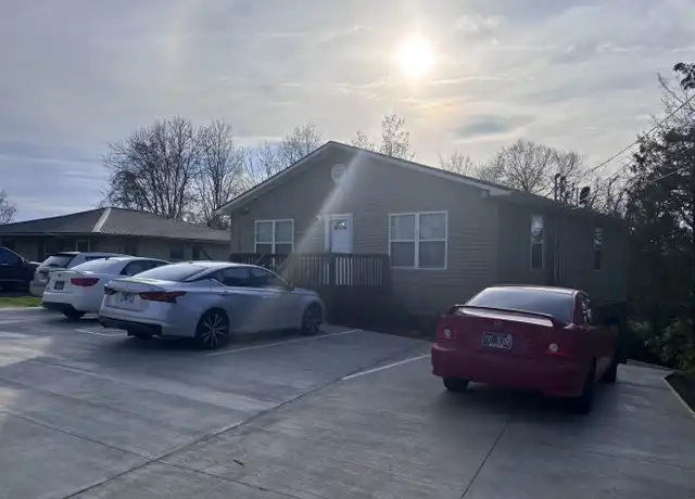 Property at 2117 Brights Pike, Morristown, TN, 37814, 3 beds, 1 bath, [object Object]