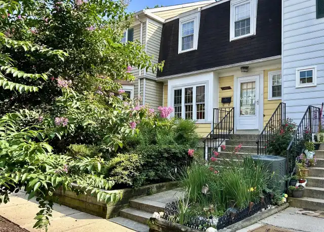 Property at 1468 Blockton Ct, Crofton, MD, 21114, 2 beds, 1.5 baths, [object Object]